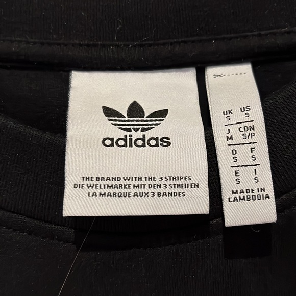 Adidas sweatshirt - Picture 2 of 4